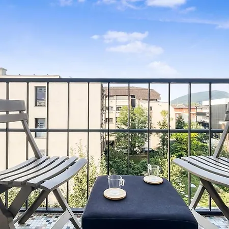 Coloc Capucin - Belle Colocation Avec 3 Independantes / Balcon Prive / Parking Collectif / Wifi Gratuit 2*