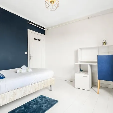 Affittacamere Coloc Capucin - Belle Colocation Avec 3 Independantes / Balcon Prive / Parking Collectif / Wifi Gratuit